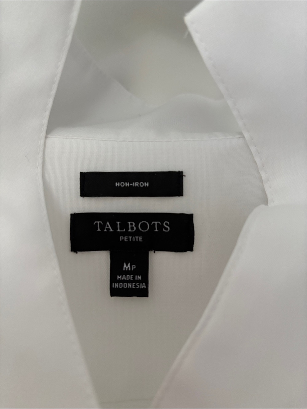 White Popped-Collar No-Iron Tunic-Style Blouse. View 2